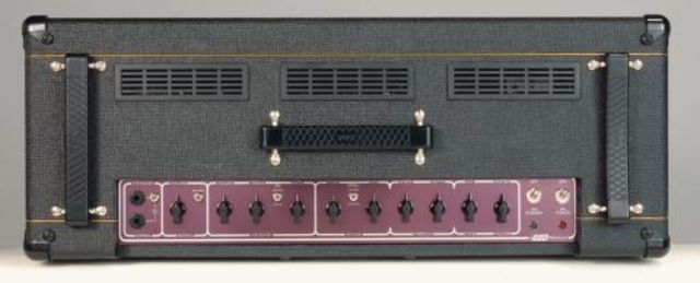 Sockets for external speakers are on the rear panel.